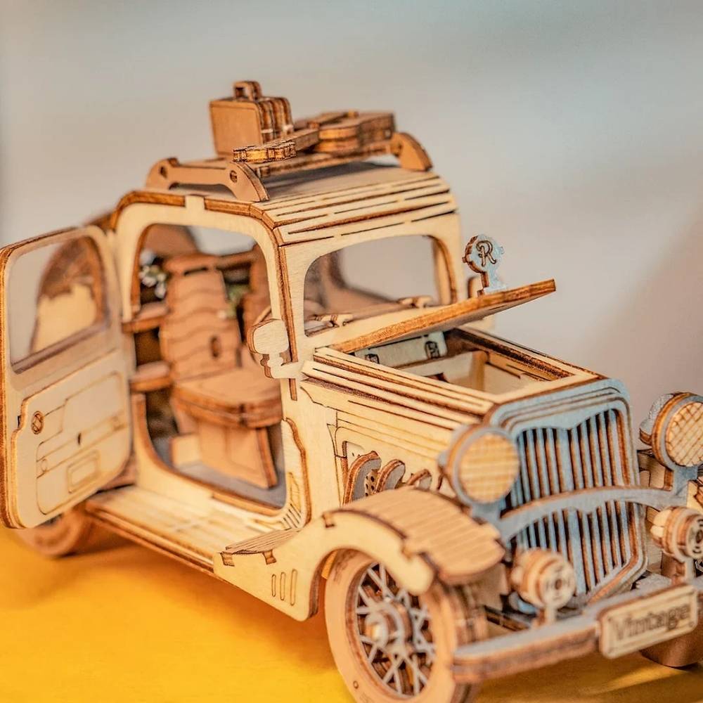 3D puzzle vintage roadster DIY