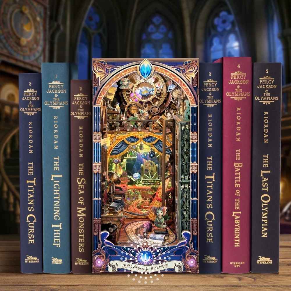 Fantasy Store book nook in illustrated gift box — complete magical alchemist kit ready to give