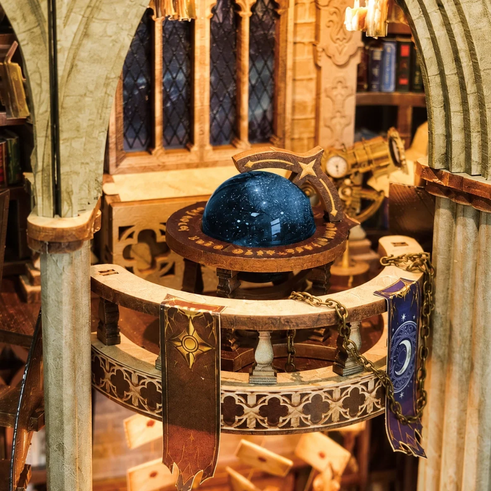 Miniature House Kit : Magic Collector’s Room