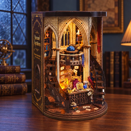 Miniature House Kit : Magic Collector’s Room