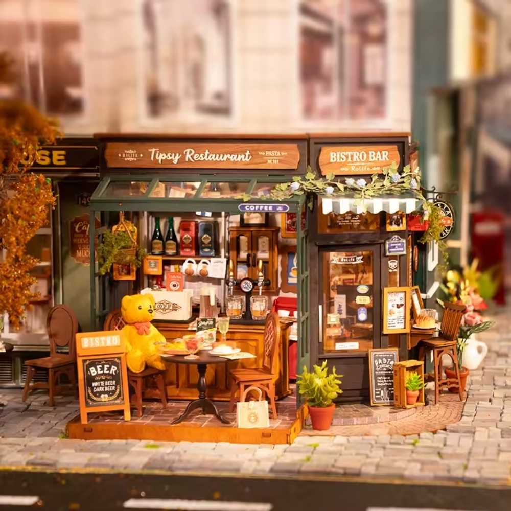 Miniature House Kit Tipsy Restaurant