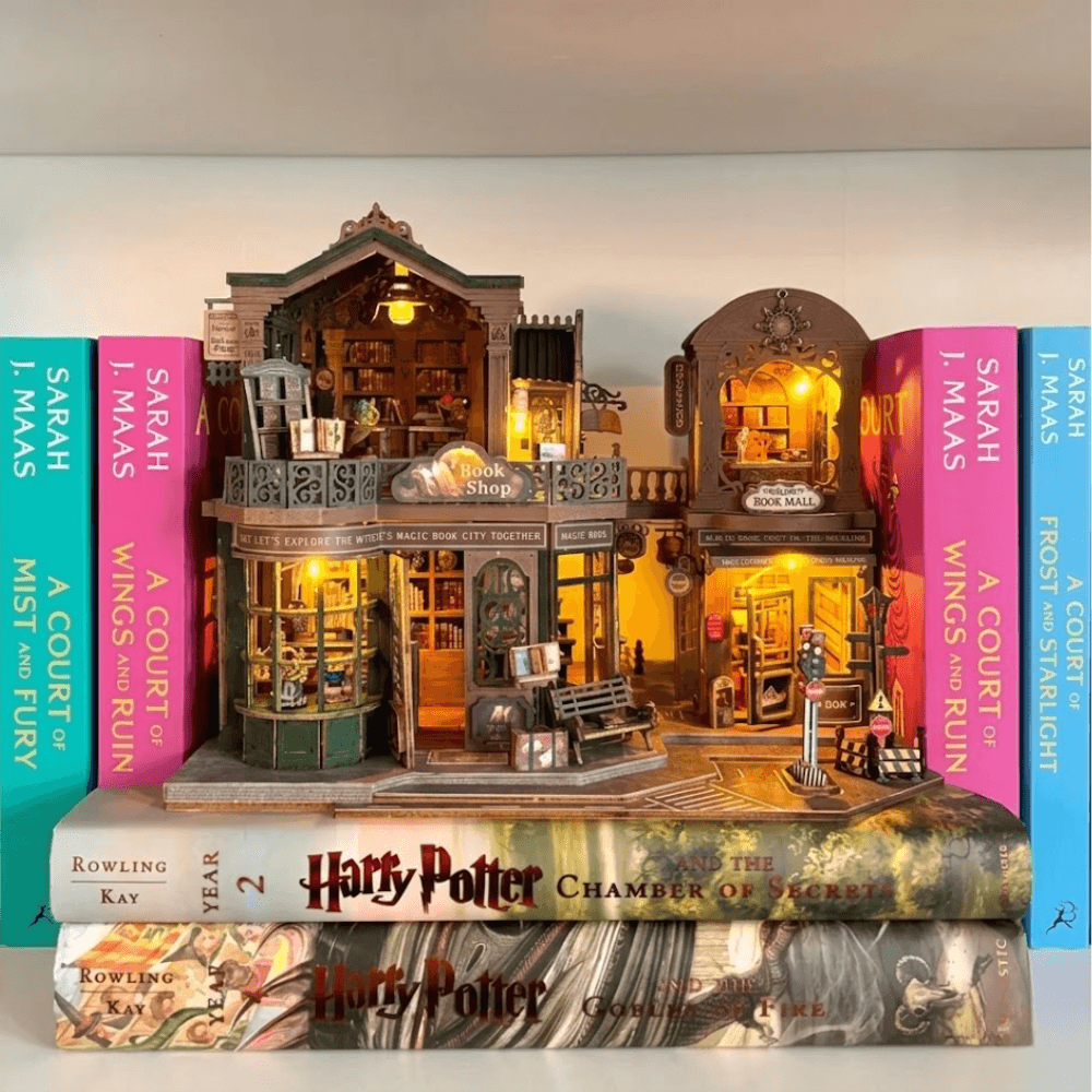 Miniature House : Twilight Book Town